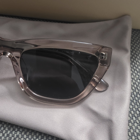 Jenny Bird FIRE! NIB! The Cateye Sunglasses in Crystal Smokey Quartz. R2S!! main image 5